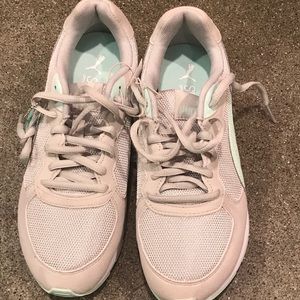 Brand New “You” by sketchers sneakers